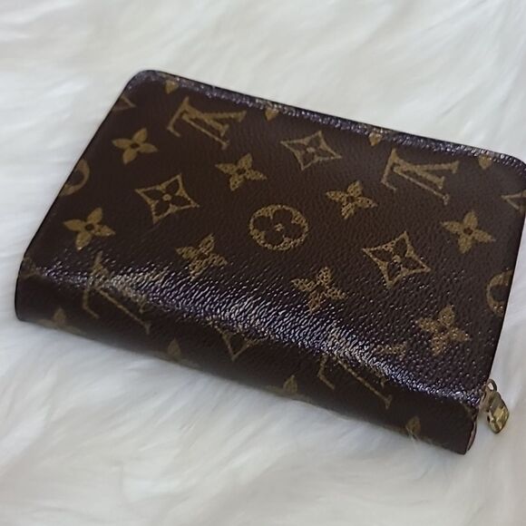 💯Authentic Louis Vuitton Monogram Porte Papier Zip Wallet🍀 - Picture 3 of 15